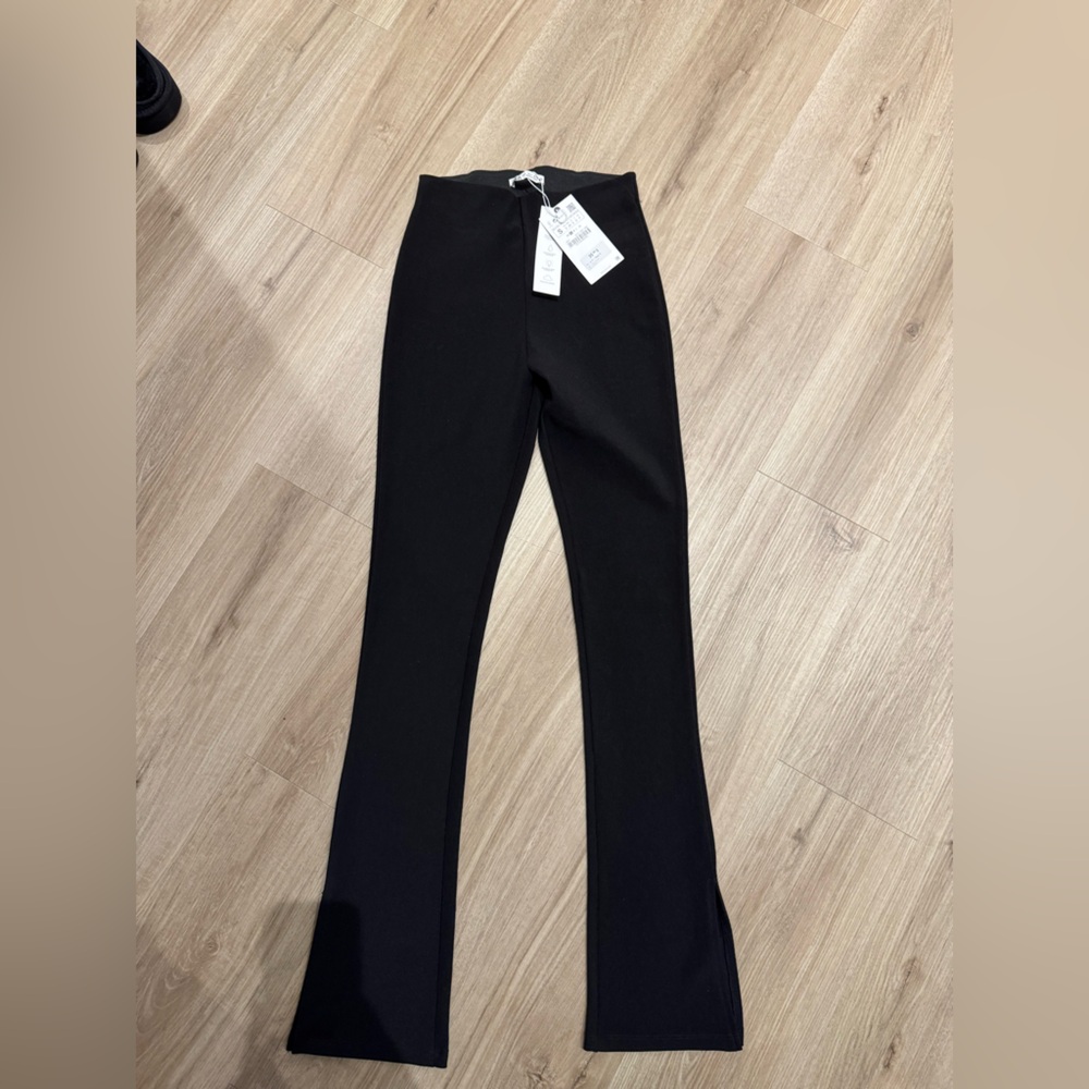 Zara Slit Leggings